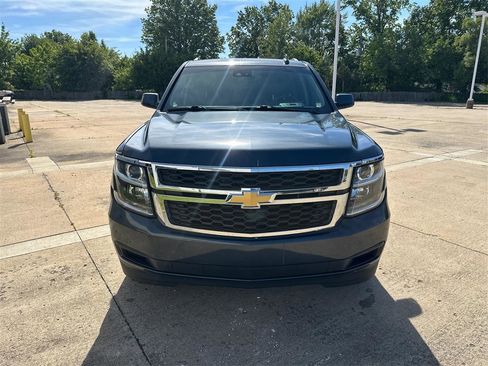 Used 2019 Chevrolet Suburban LT AWD/4WD image 22