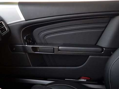Used 2009 Aston Martin DBS Coupe RWD image 25