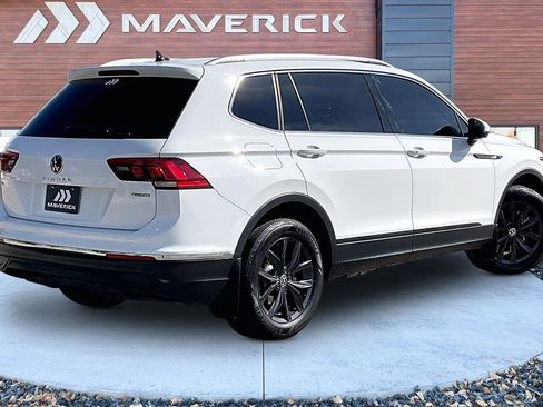 Used 2024 Volkswagen Tiguan SE AWD/4WD image 5