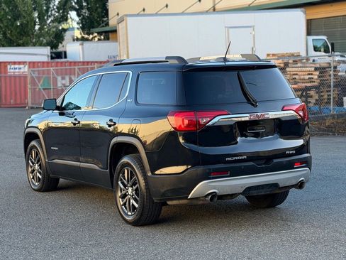 Used 2018 GMC Acadia SLT AWD/4WD image 10