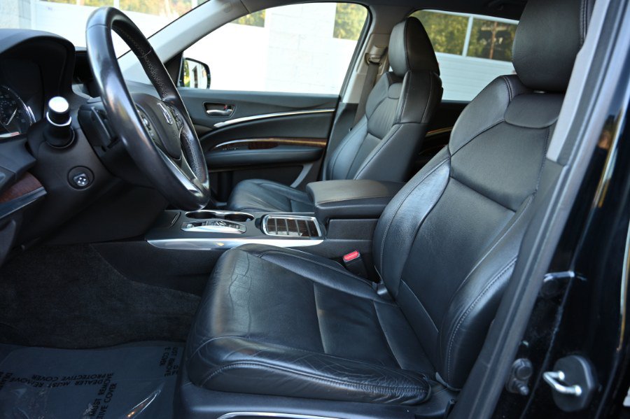 Used 2020 Acura MDX SH-AWD image 16