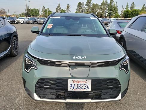 Used 2025 Kia Niro Wind image 2