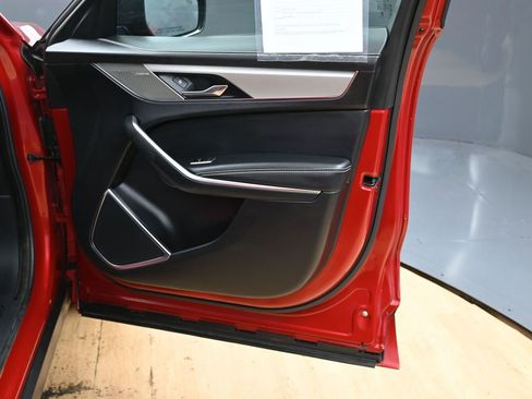 Used 2025 Jaguar F-PACE R-Dynamic S image 36