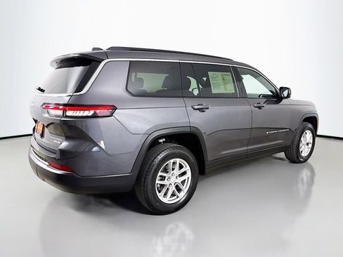 Used 2024 Jeep Grand Cherokee L Laredo image 8