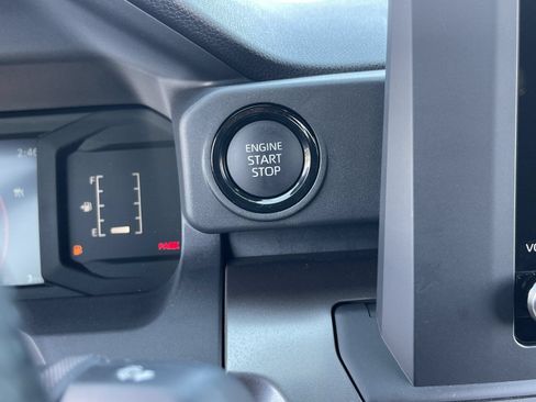 Used 2026 Toyota Tacoma SR5 AWD/4WD image 28