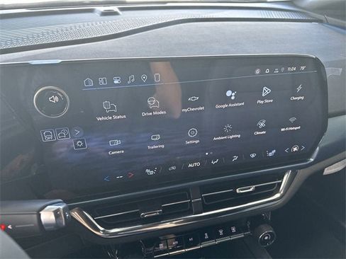 New 2026 Chevrolet Equinox EV LT image 35