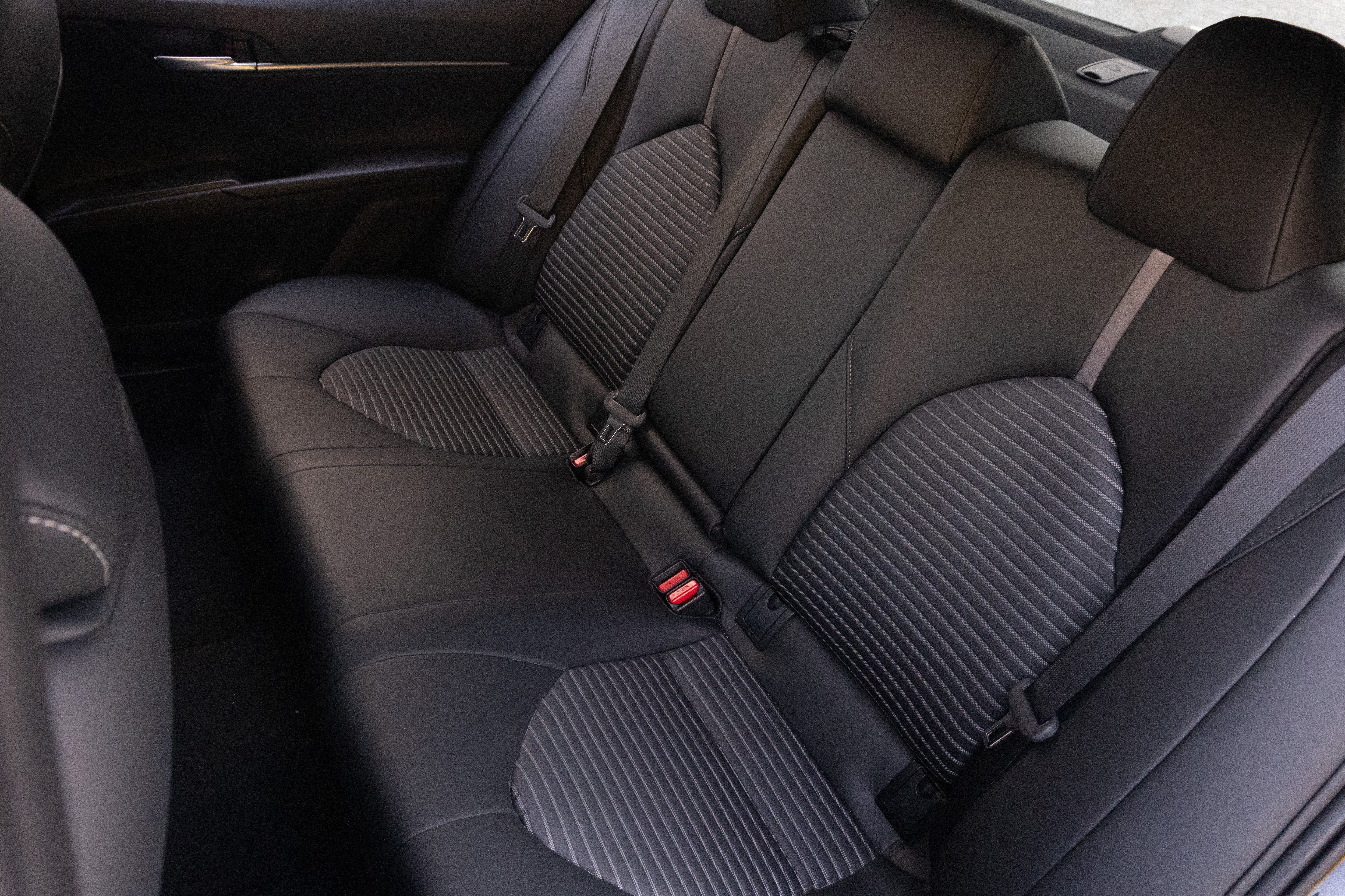 Used 2024 Toyota Camry SE FWD image 32