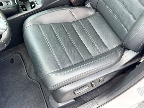 Used 2024 Honda CR-V EX-L image 23