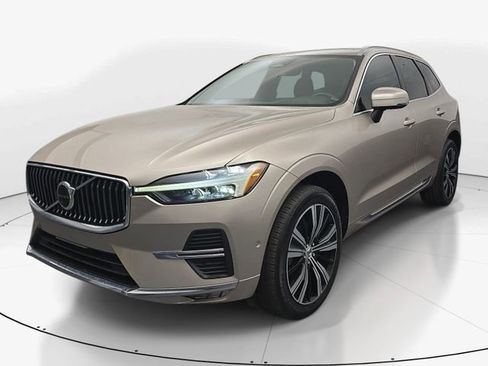 Used 2023 Volvo XC60 B5 Plus w/ Protection Package Premier FWD image 6