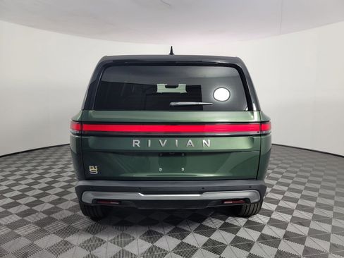 Used 2024 Rivian R1S Adventure AWD/4WD image 4