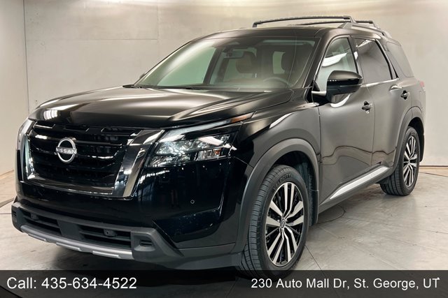 Used 2025 Nissan Pathfinder Platinum w/ Cargo Package FWD image 1
