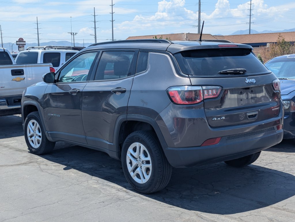 Used 2018 Jeep Compass Sport AWD/4WD image 5
