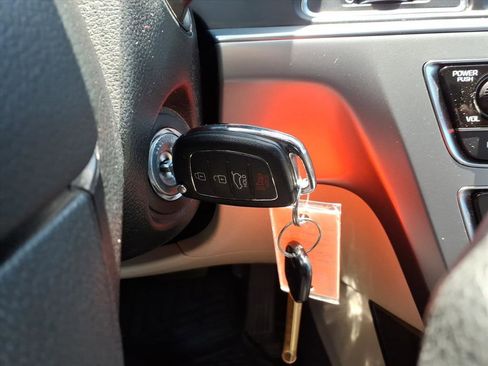 Used 2017 Hyundai Sonata SE FWD image 25