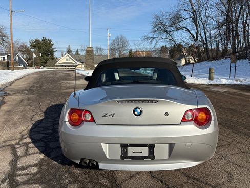 Used 2004 BMW Z4 2.5i image 7