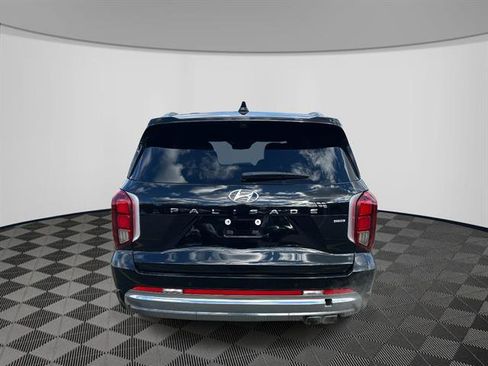 Used 2023 Hyundai Palisade Calligraphy image 6