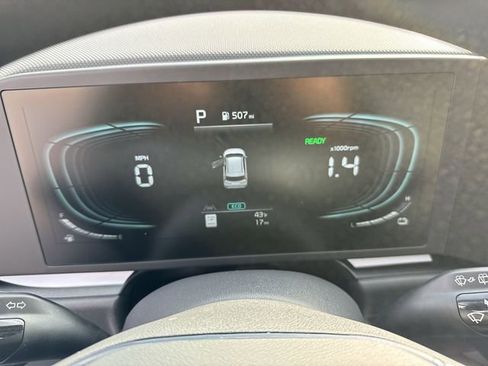 New 2026 Kia Niro LX image 16