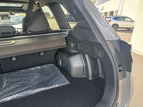 Certified 2025 Subaru Forester Premium image 51