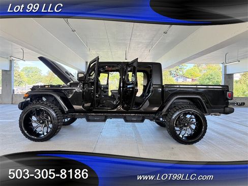 Used 2022 Jeep Gladiator Sport AWD/4WD image 18