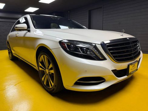 Used 2016 Mercedes-Benz S 550 Sedan w/ Premium Package image 3