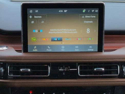 Used 2023 Lincoln Aviator Reserve w/ Equipment Group 201A AWD/4WD image 19
