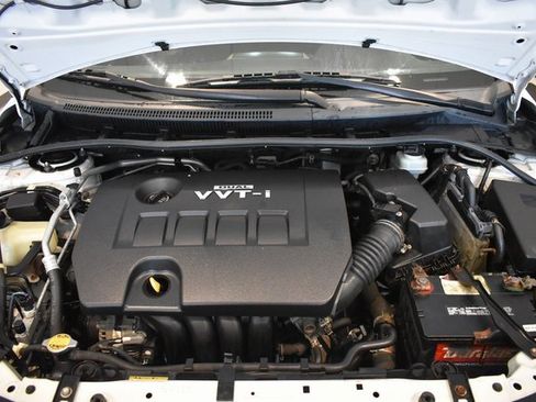 Used 2010 Toyota Corolla S image 22