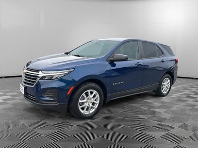 Used 2022 Chevrolet Equinox LS w/ LS Convenience Package