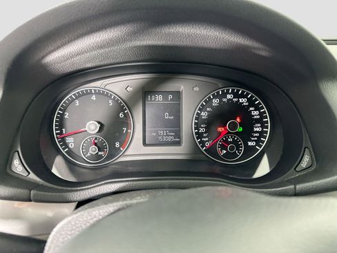 Used 2015 Volkswagen Passat 1.8T Limited Edition image 10