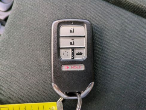 Used 2020 Honda Civic EX image 28