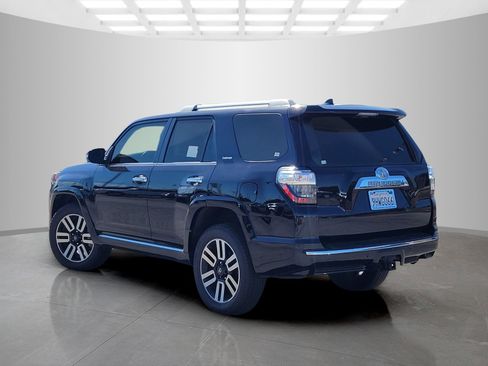 Used 2023 Toyota 4Runner Limited image 6