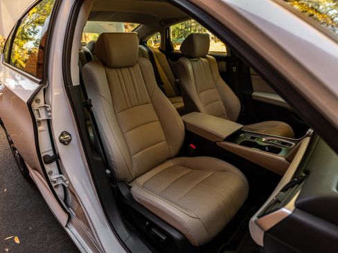 Used 2019 Honda Accord EX-L image 14