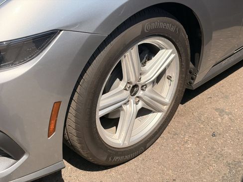 Used 2026 Ford Mustang Premium RWD image 5