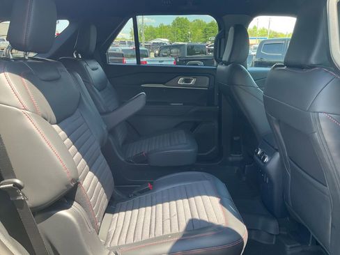 New 2026 Ford Explorer ST-Line AWD/4WD image 13