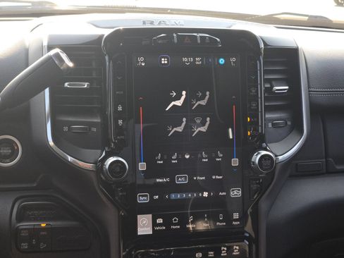 Used 2022 RAM 2500 Laramie w/ Night Edition AWD/4WD image 16