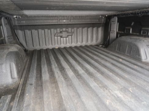 Used 2022 Chevrolet Silverado 1500 LT Trail Boss w/ LT Trail Boss Premium Package image 31