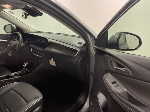 Used 2024 Buick Encore GX Avenir w/ Avenir Convenience Package image 22