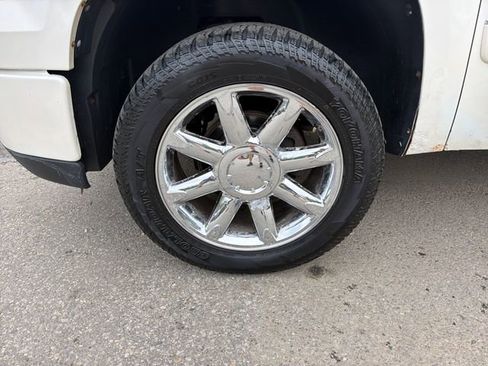 Used 2012 GMC Sierra 1500 Denali AWD/4WD image 32