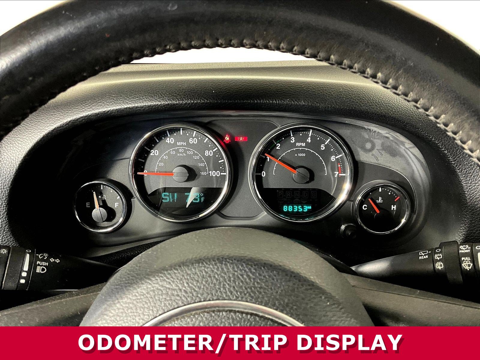 Used 2015 Jeep Wrangler Unlimited Rubicon w/ Connectivity Group AWD/4WD image 12