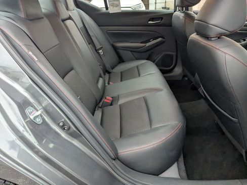 Used 2025 Nissan Altima 2.5 SR image 28