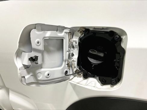 Used 2020 Toyota Tacoma TRD Off-Road w/ Blackout Package image 43