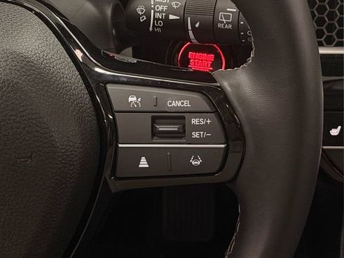 Used 2024 Honda Civic EX-L image 31