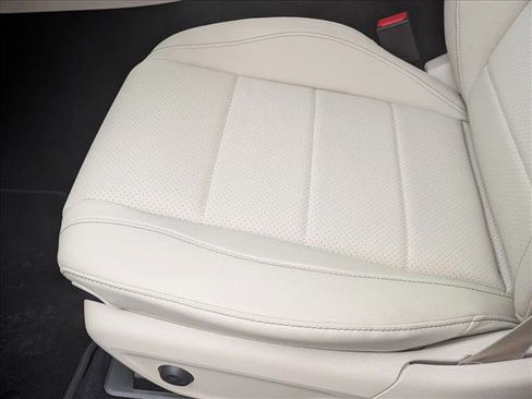 New 2026 Mercedes-Benz GLE 450 4MATIC image 4