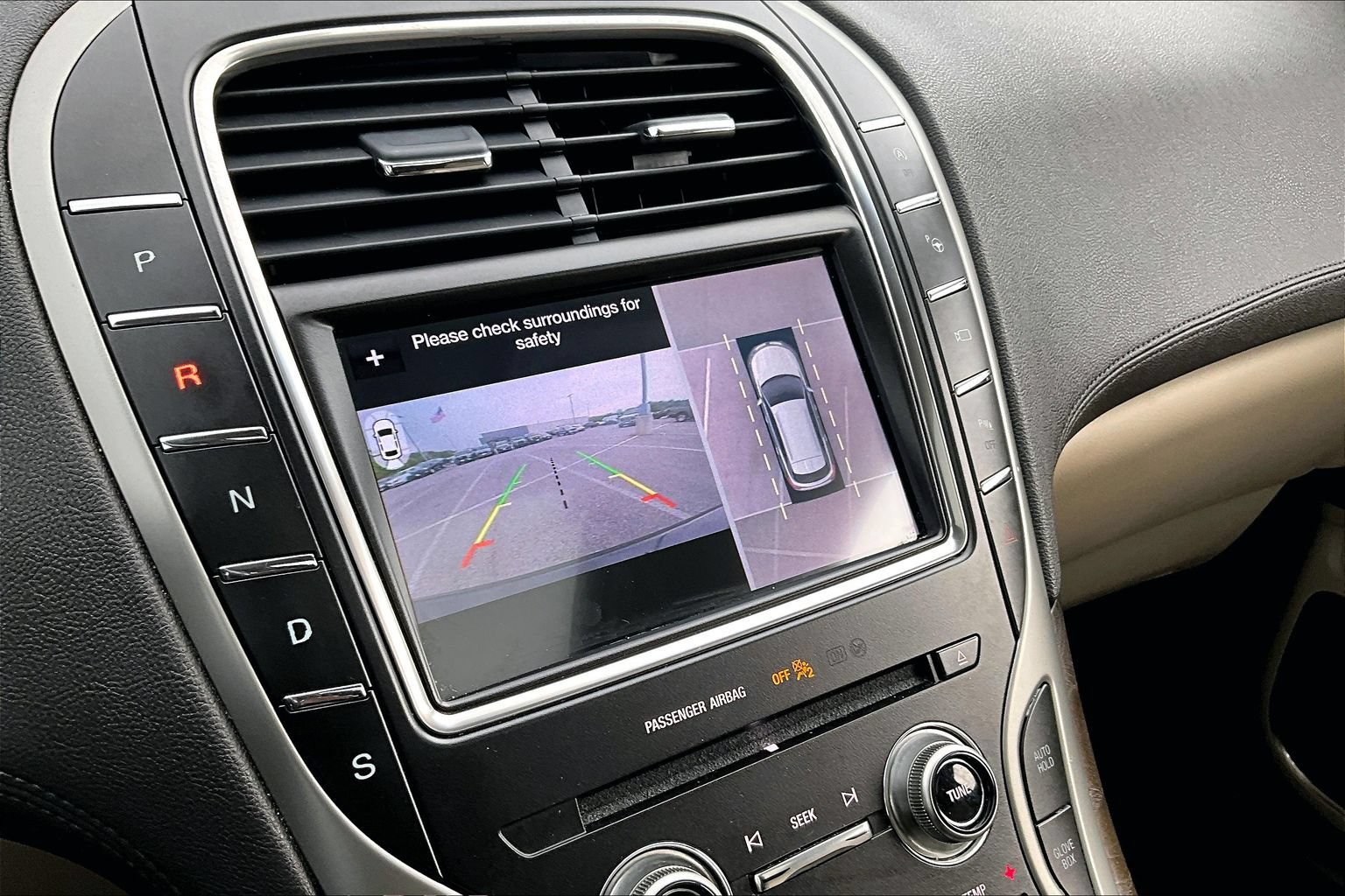Used 2019 Lincoln Nautilus Reserve AWD/4WD image 14