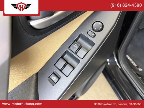 Used 2013 MAZDA MAZDA3 i Grand Touring FWD image 38