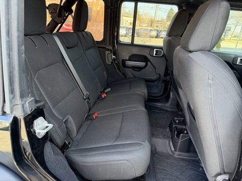 Used 2020 Jeep Wrangler Unlimited Sport S image 41
