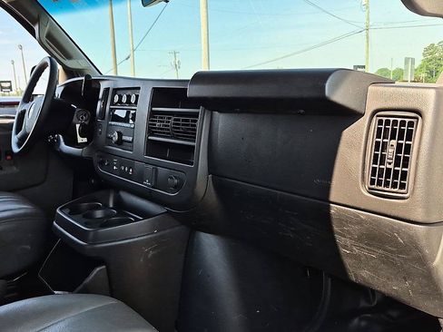 Used 2019 Chevrolet Express 2500 w/ Enhanced Convenience Package RWD image 35