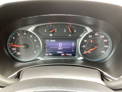 Used 2021 Chevrolet Equinox LT image 22