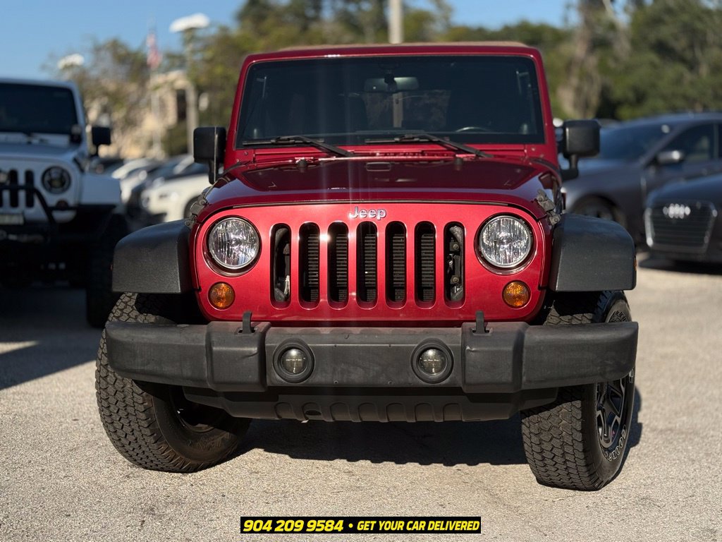 Used 2013 Jeep Wrangler Unlimited Rubicon w/ Connectivity Group AWD/4WD image 9