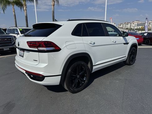Used 2023 Volkswagen Atlas Cross Sport SEL R-Line AWD/4WD image 11