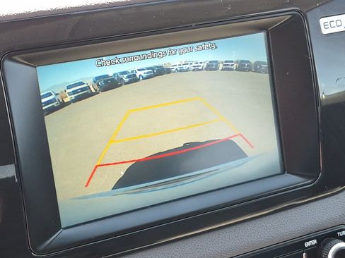 Used 2019 Kia Niro EX FWD image 21