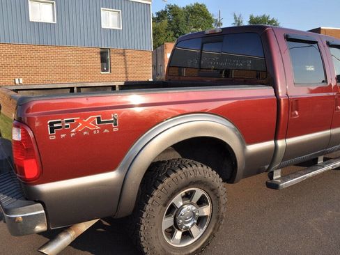 Used 2011 Ford F250 Lariat w/ Chrome Pkg image 27